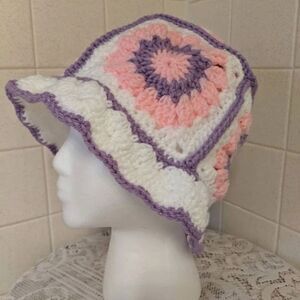 NEW! Hand Crochet Granny Square Hips;ie Boho Bucket Hat Retro Bonnet Easter